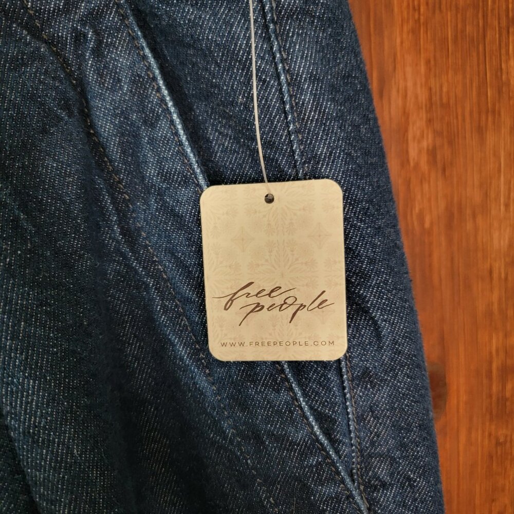 We The Free CRVY New Spin Trouser Jeans 32 Short Outerspace Dark Wash $148 NWT - Picture 3 of 12